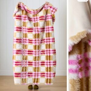 Anthropologie gingham Ivory Plaid Faux Fur Throw blanket with Pink & Tan Check